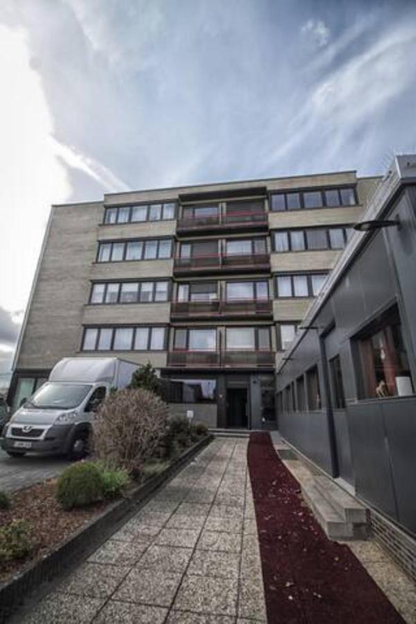 Cozy Apartment In Super Quiet Area Lanaken Luaran gambar