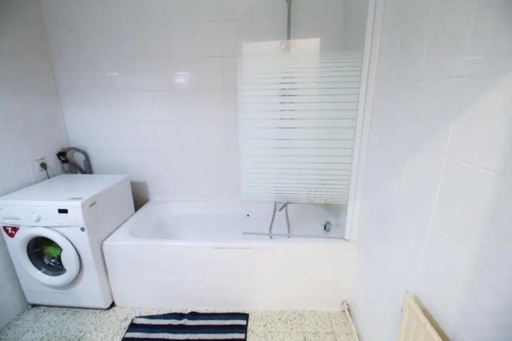 Cozy Apartment In Super Quiet Area Lanaken Luaran gambar